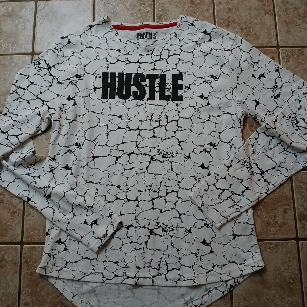 #0197 Men's Seven Souls Long Sleeve Hustle Shirts Size Medium